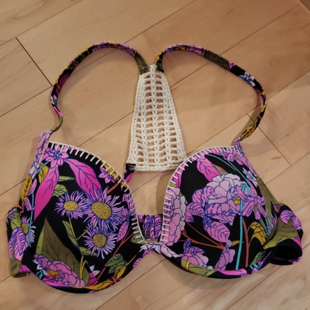 Victoria's secret swim crochet racer back 34D